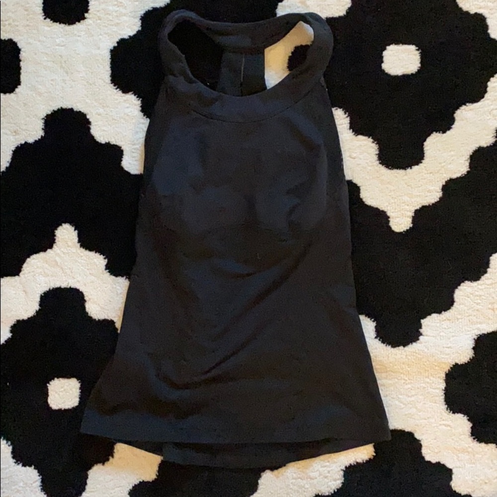 Lululemon workout top